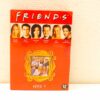 Vibrant Vrienden Seizoen 9 DVD box set, perfect for fans and collectors alike.