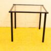 tafel met glazen glasplaat  37116
