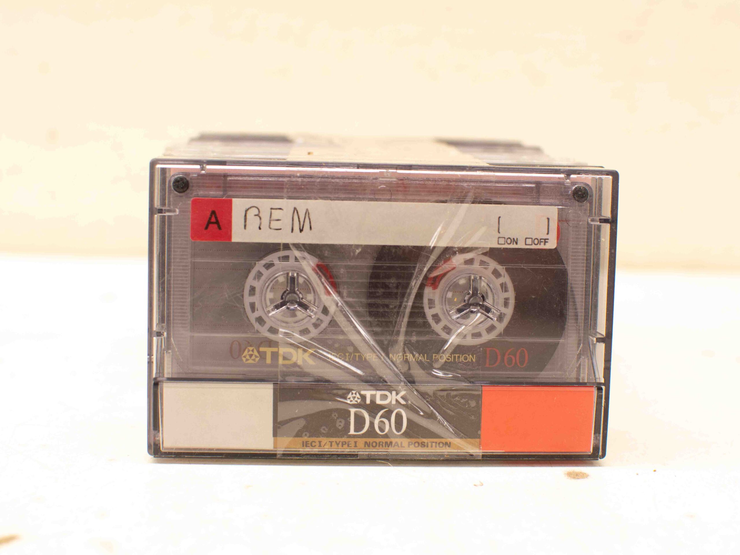 10 TDK cassettebandjes 37928