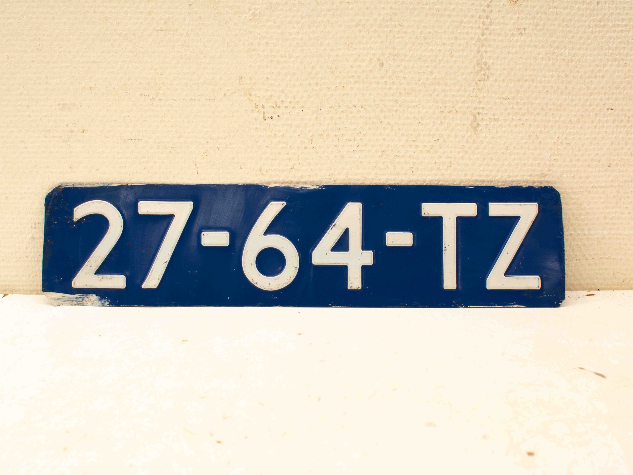 Nummerplaat 37765