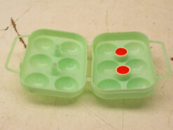 Alternative view of 2 Tupperware beker en camping eierhouder 39022
