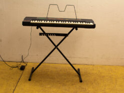 Hohner PK 100 keyboard met standaard 39621