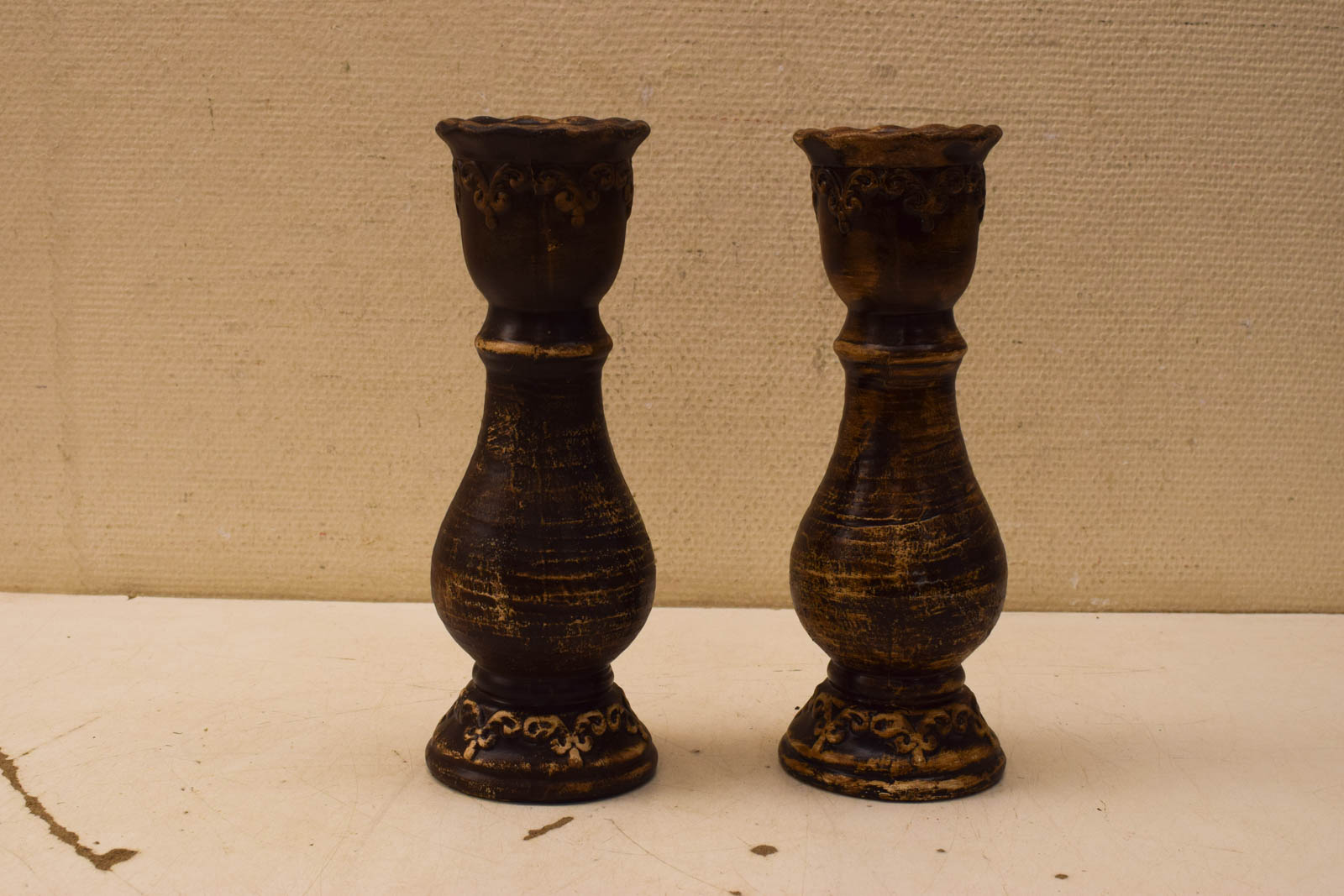 2 porseleinen kandelaars  44459