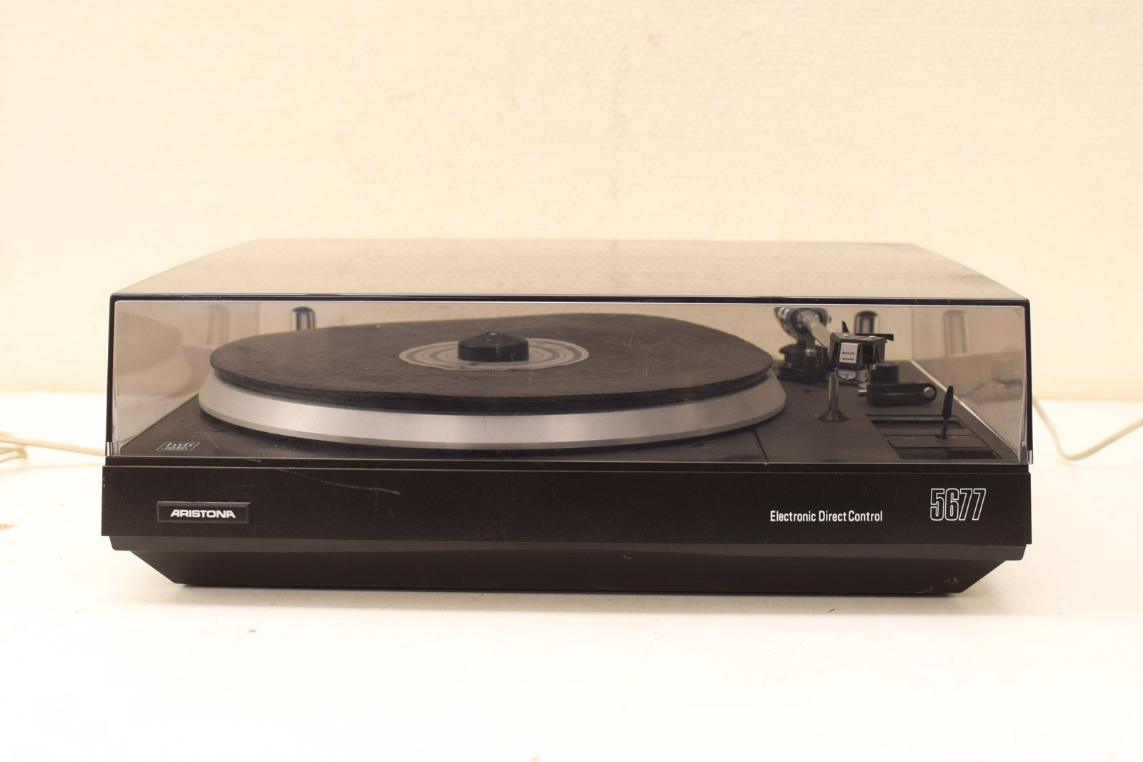 Aristona Electronic direct control platenspeler 44657