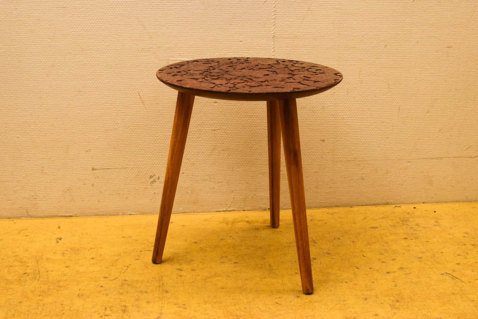 Houten Bijzettafeltje  44476