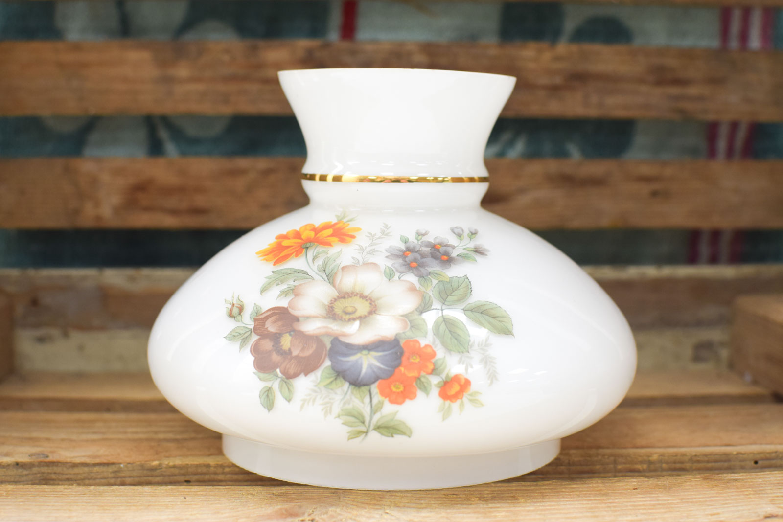 Opaline lampenkap  met bloemetjes  44529