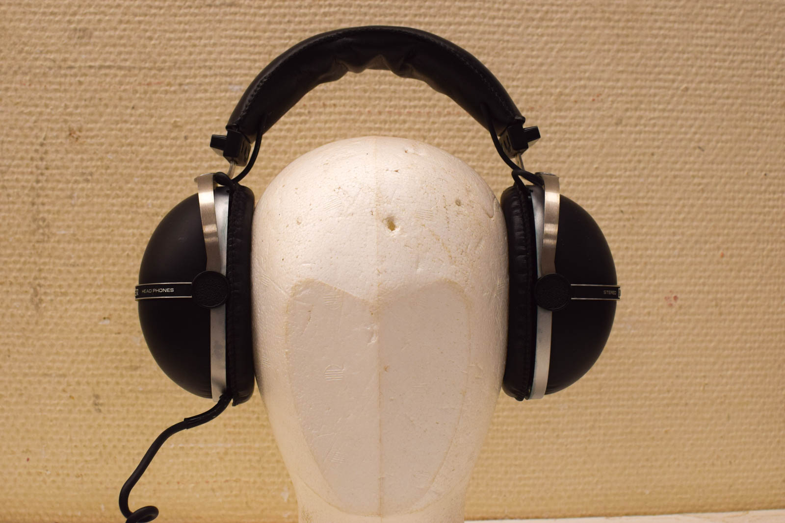 Pioneer Stereo Headphones 44684