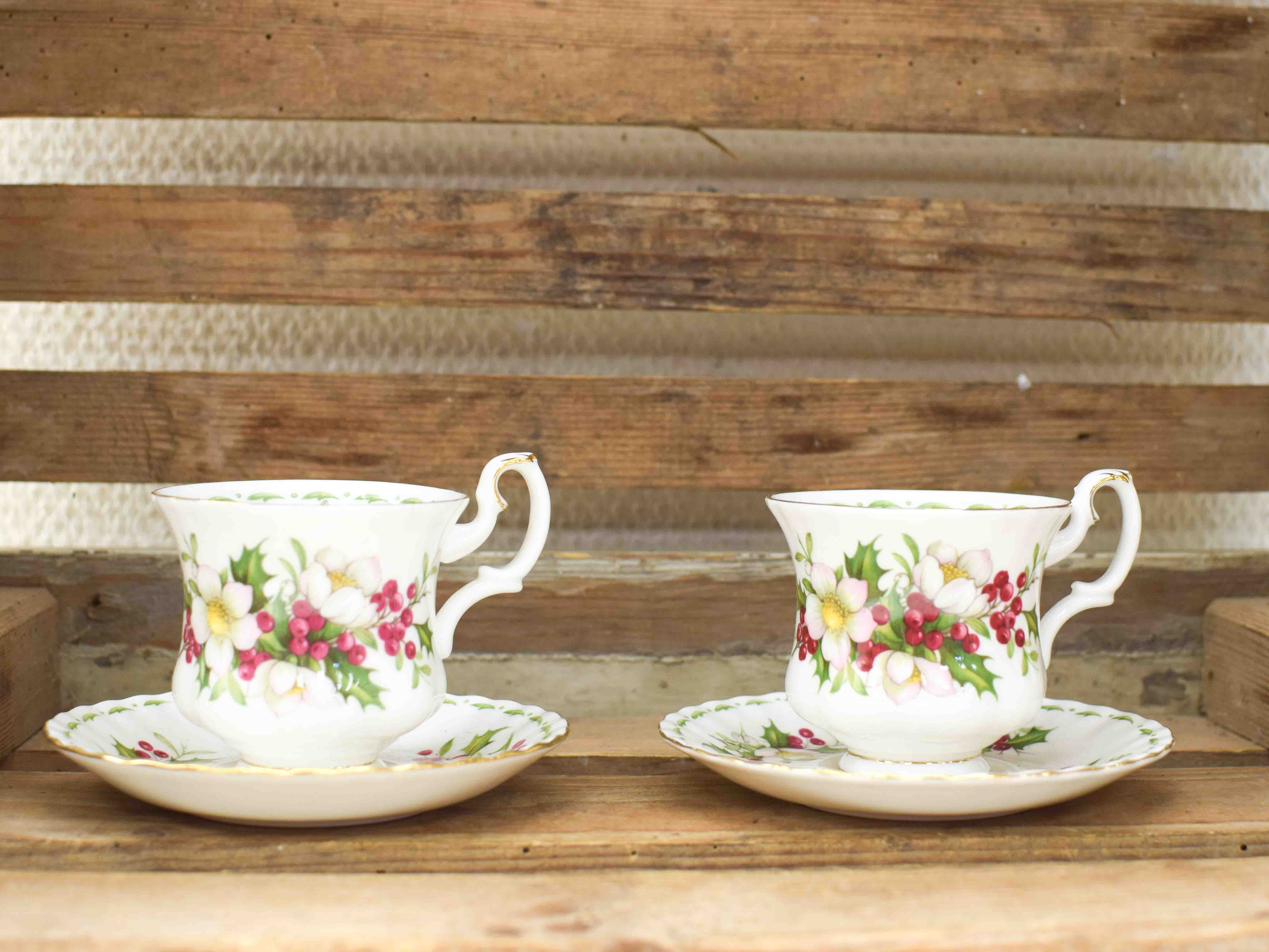 4 delig Royal Albert porseleinen kop en schotel 44802