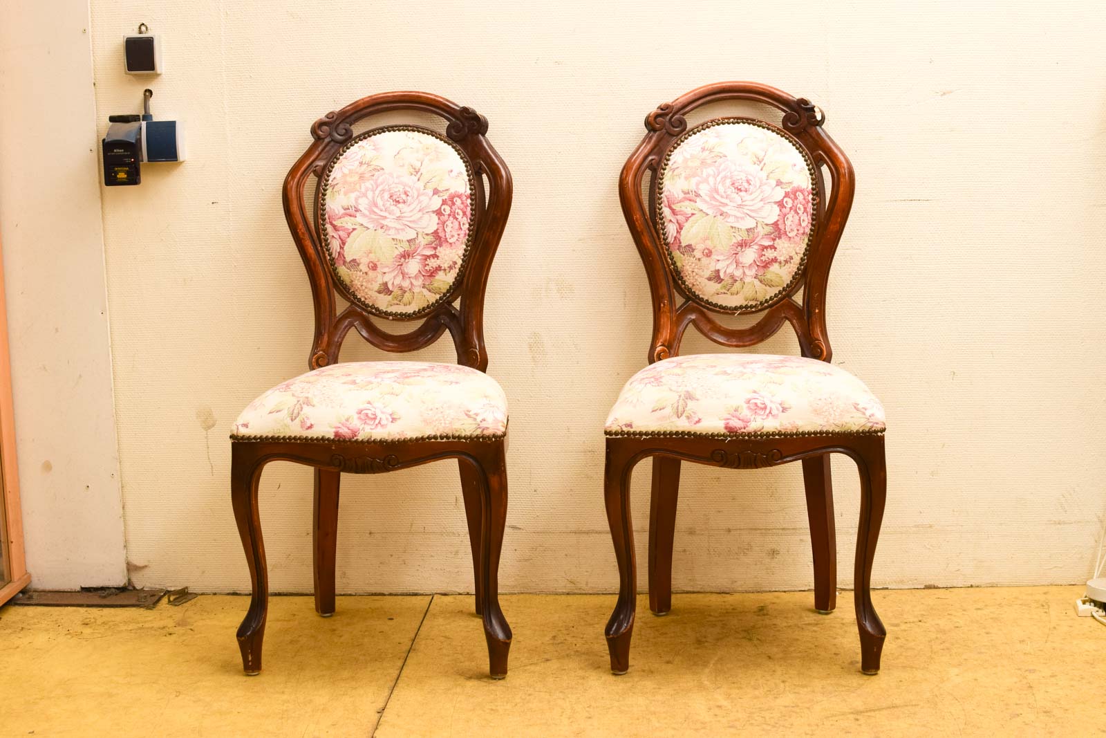 4 stuks eetkamerstoelen  44975