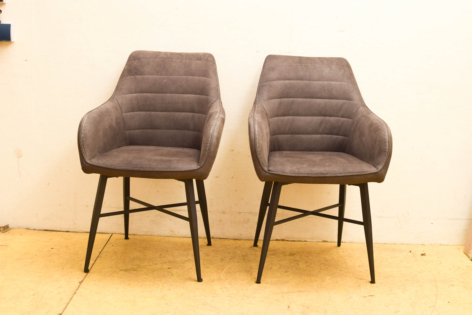 Microstof 2 stuks eetkamerstoelen  44997