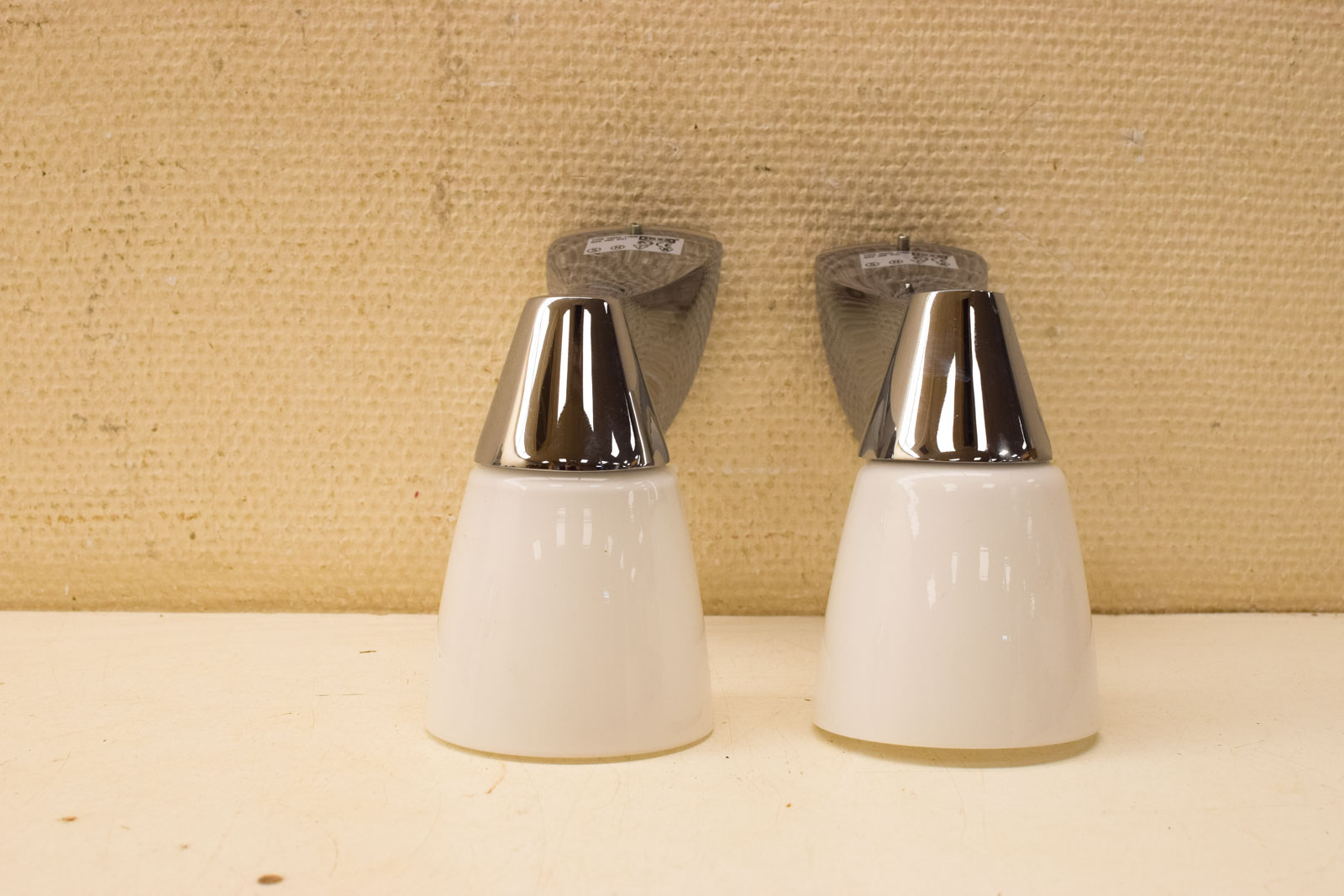 2 stuks wandlampjes   44999