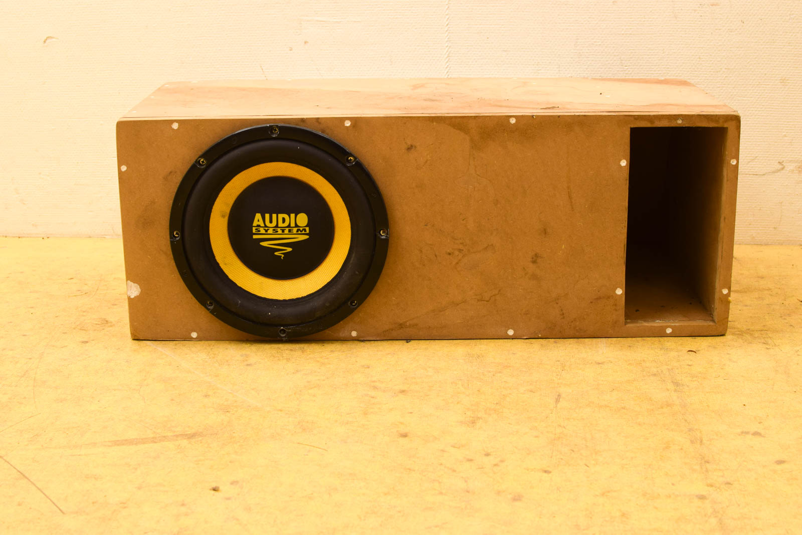audio system  Subwoofer  45144