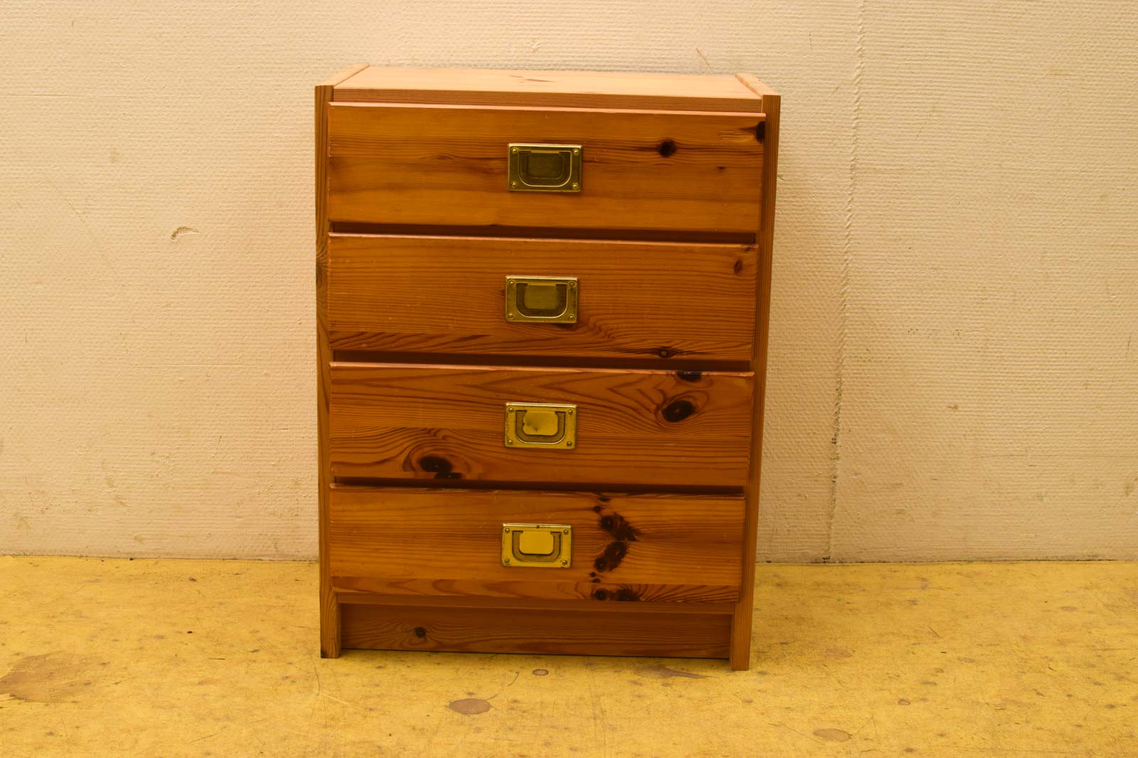 Houten ladekast  45283