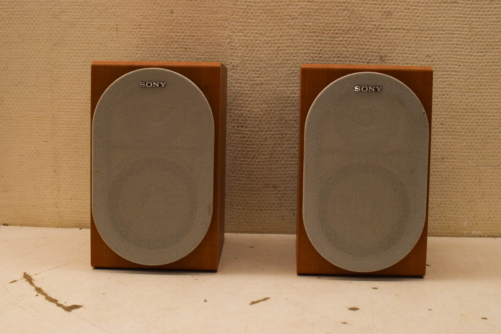 2 stuks Sony luidsprekers  45314