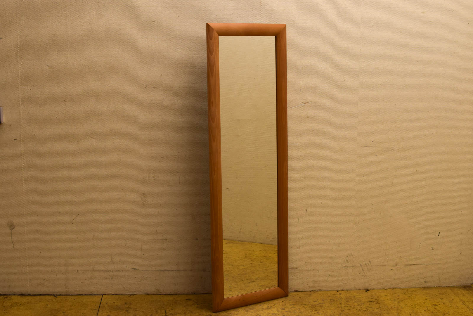 Houten wandspiegel  45368