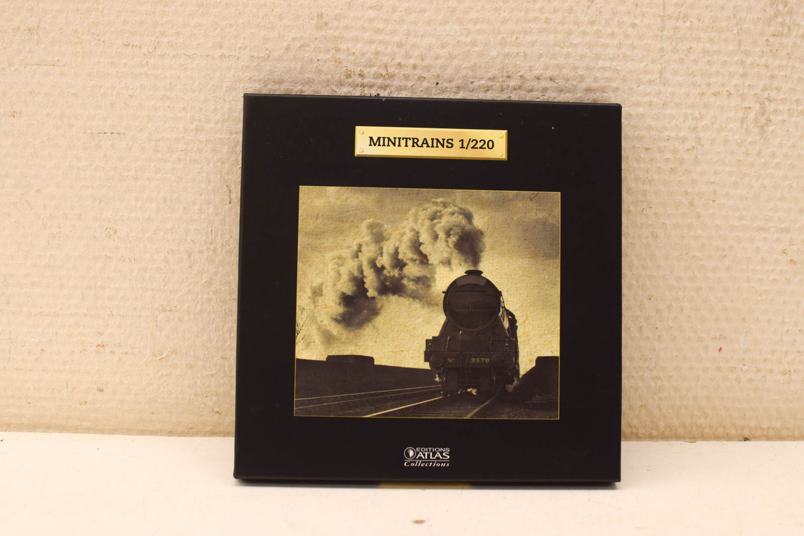 Minitrains 1/200 45427