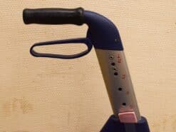 Alternative view of Active rollator 45075