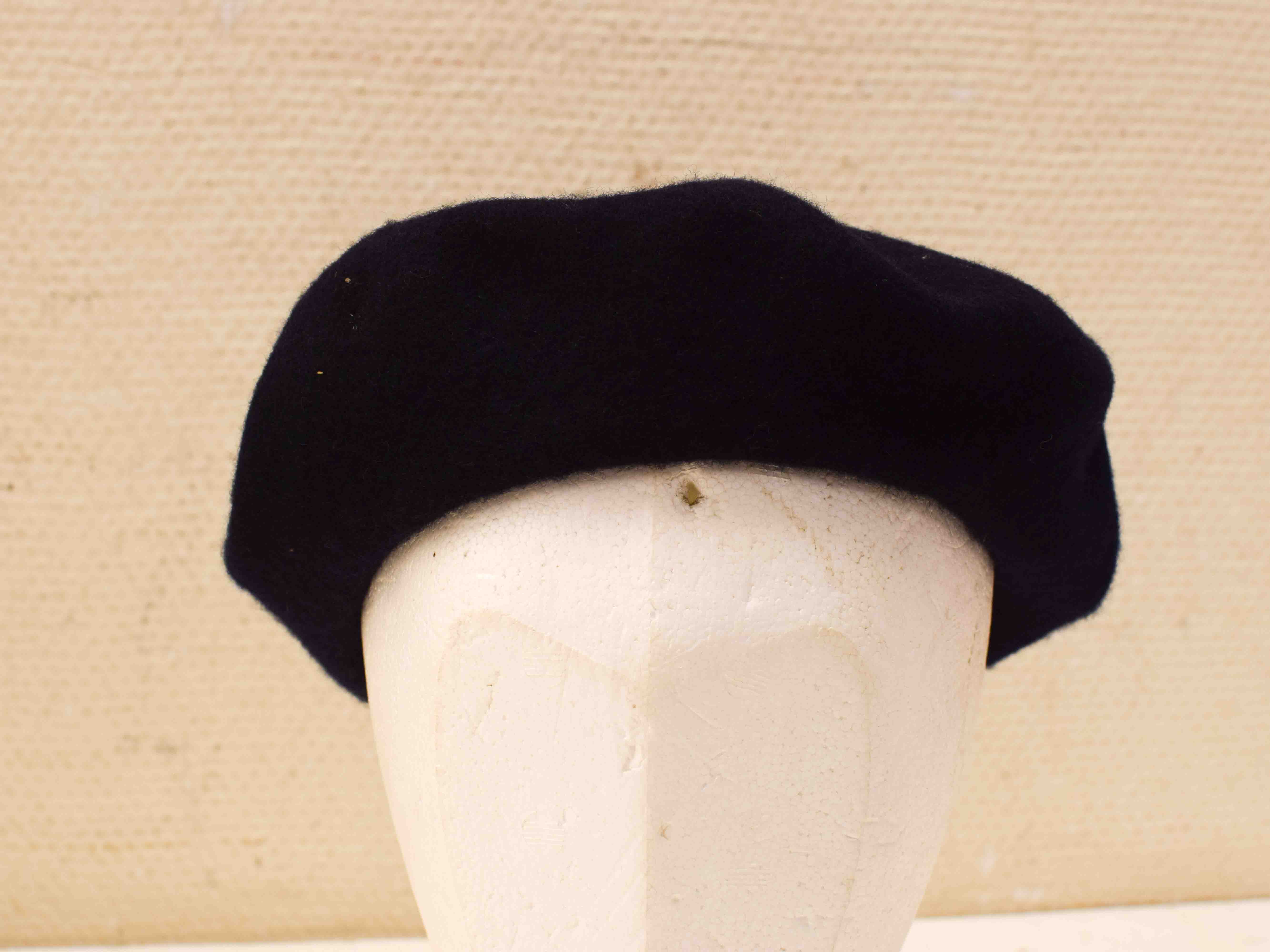 Baret 44744
