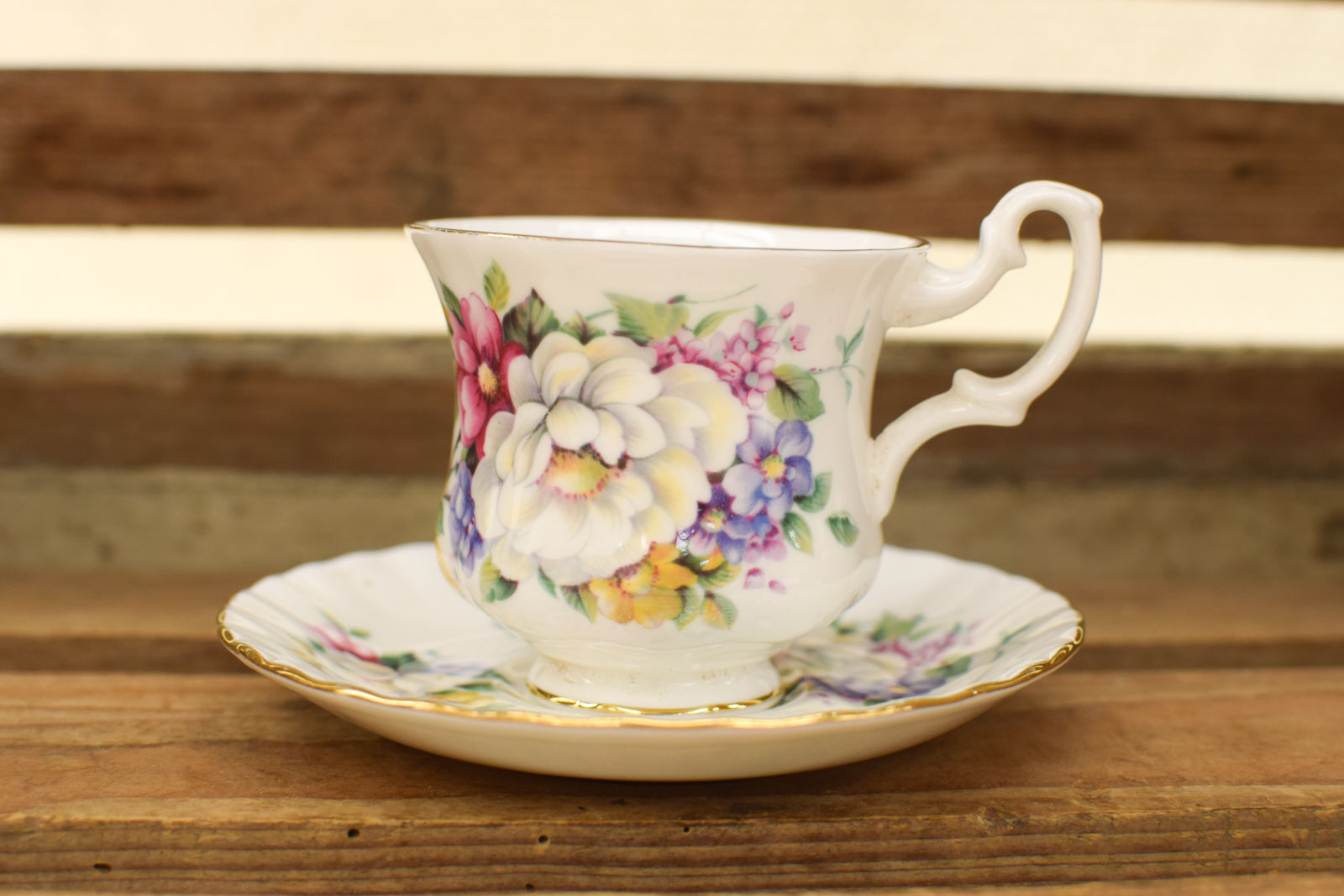 Royal Albert porseleinen kop en schotel  45321