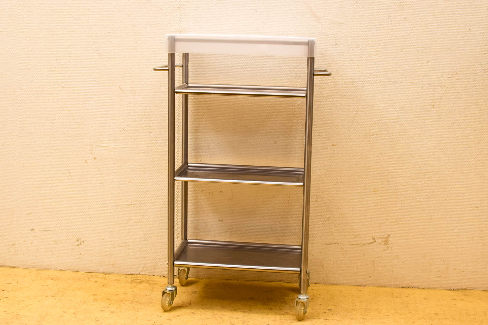 Trolley op wieltjes  44897