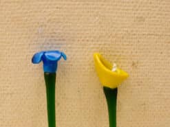 Alternative view of 2 stuk Glazen bloem met stengel 45492