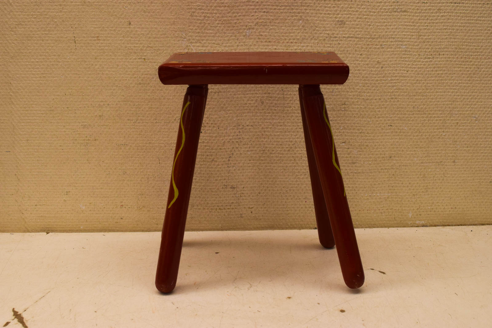 Houten kruk/plantentafeltje 45747