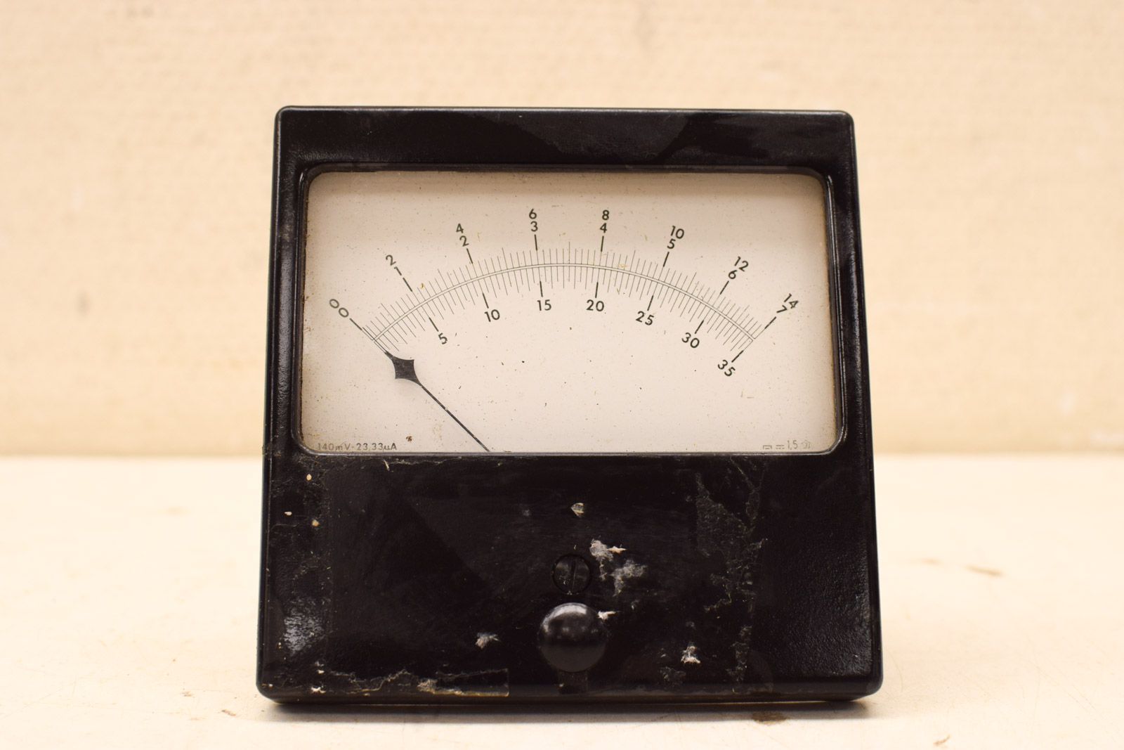 Voltmeter  45887
