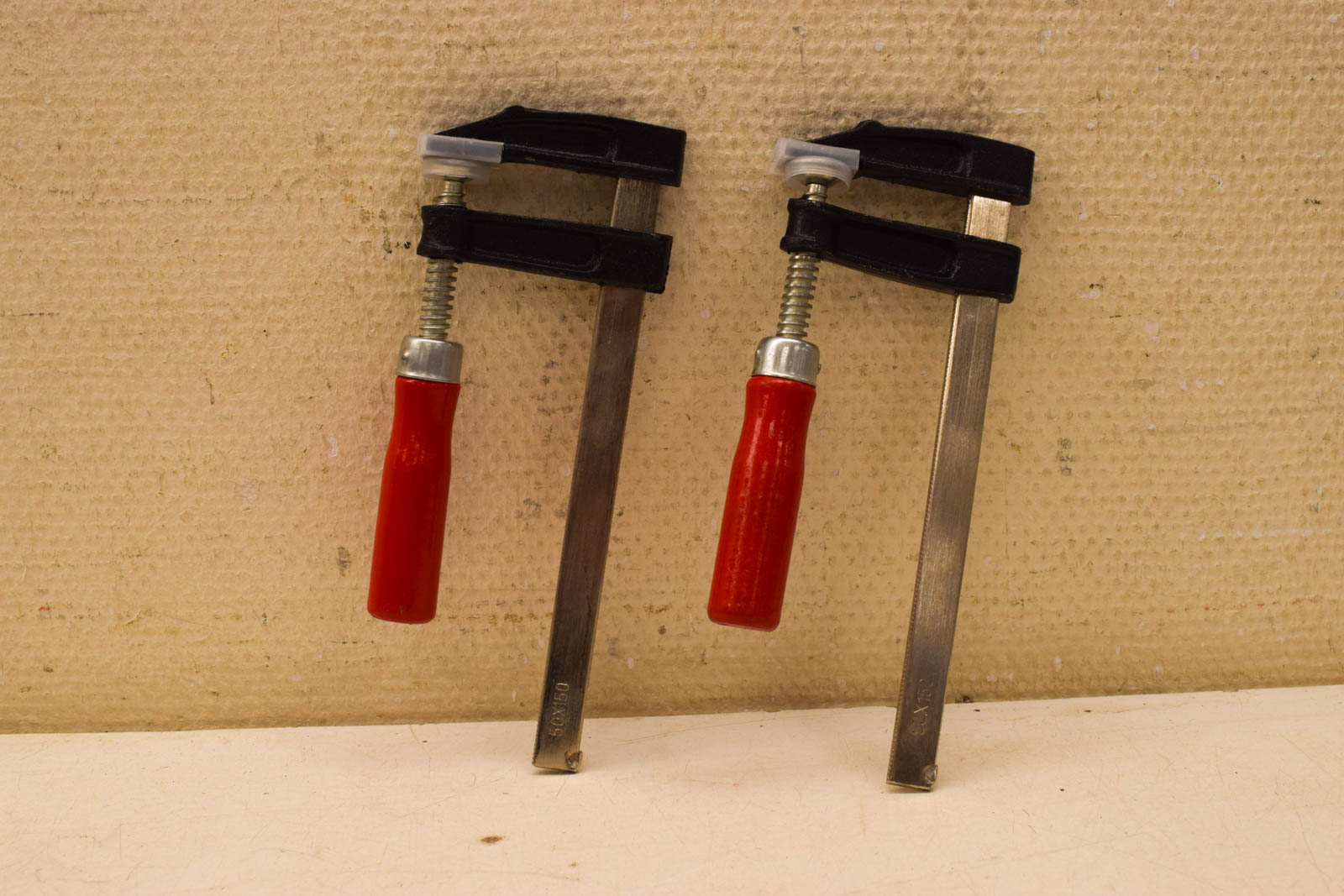 2 stuks lijmklemmen  45896