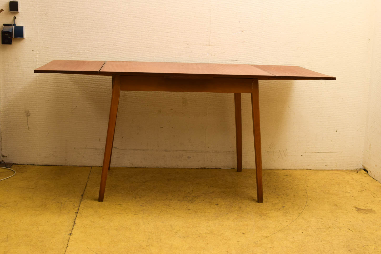 Houten inklapbare tafel  45959