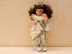 Knowles Mij Closet Friend pop 45539