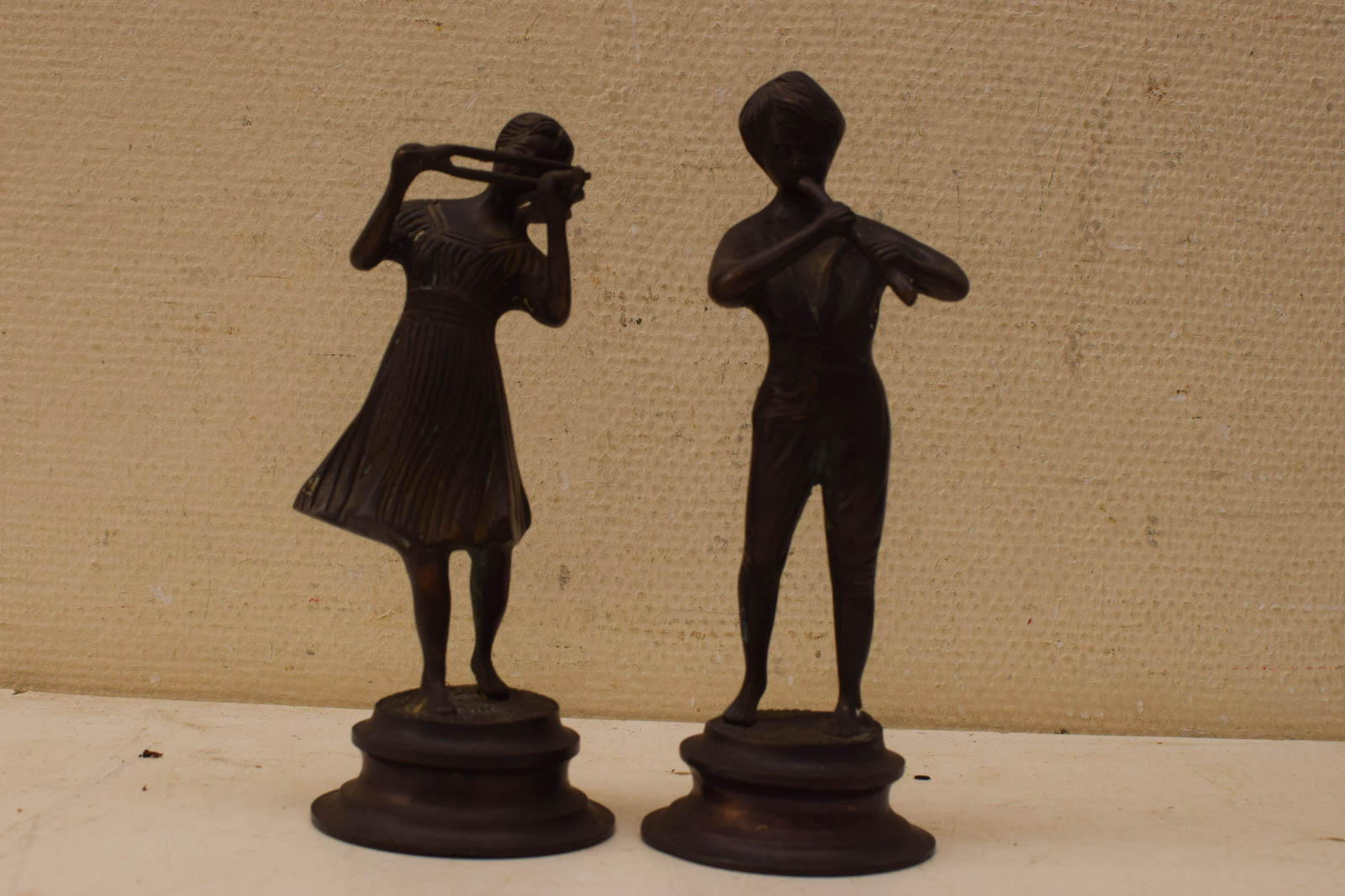 2 stuks messing beeldjes  46036