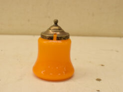 Alternative view of Glazen suikerpot met deksel 46158
