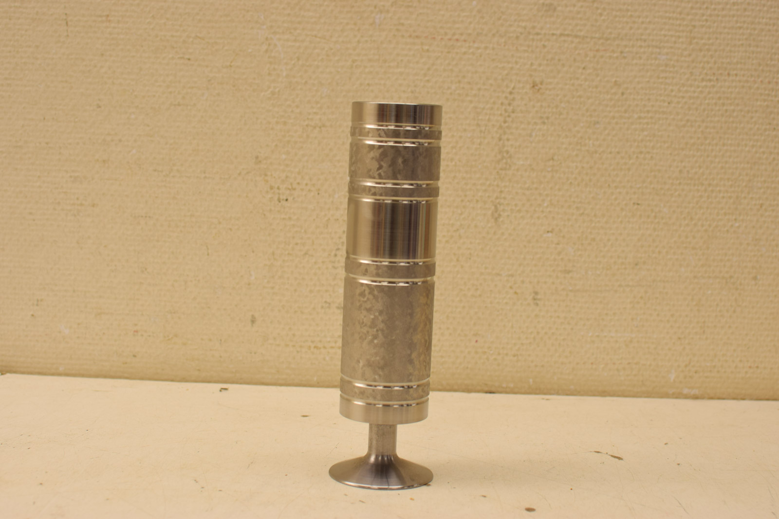 Zilverkleurige vaas  46290