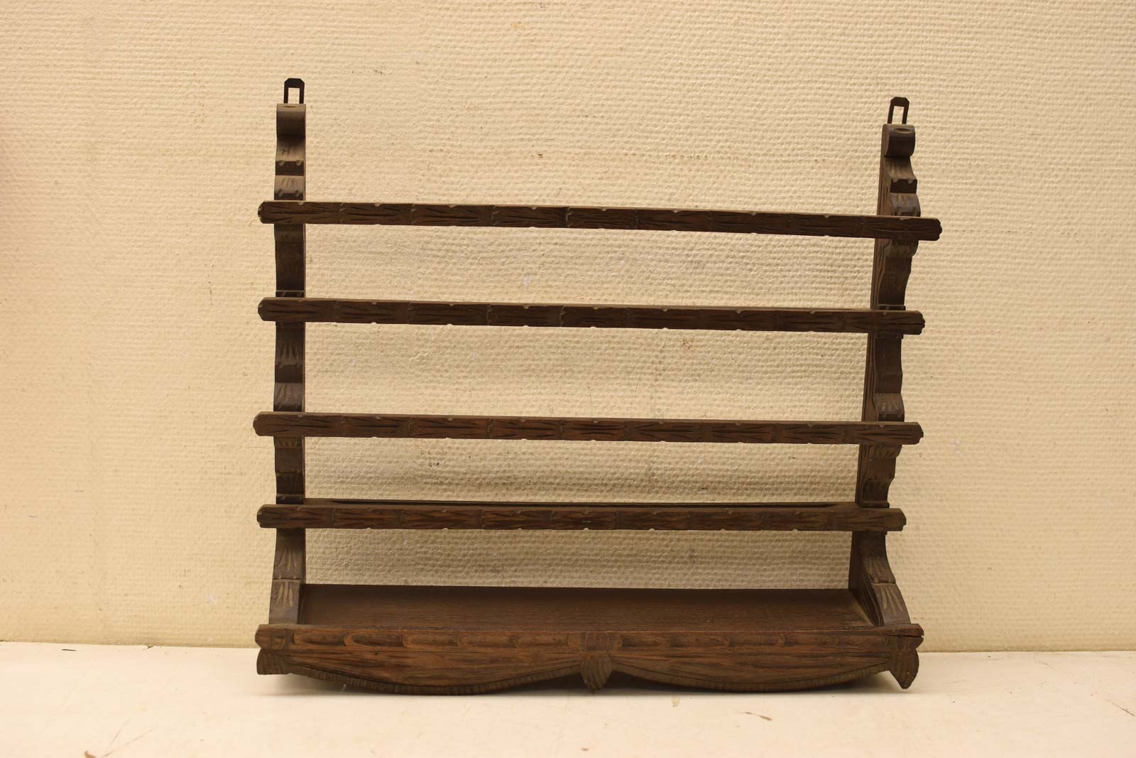 Houten Bordenrek 46331