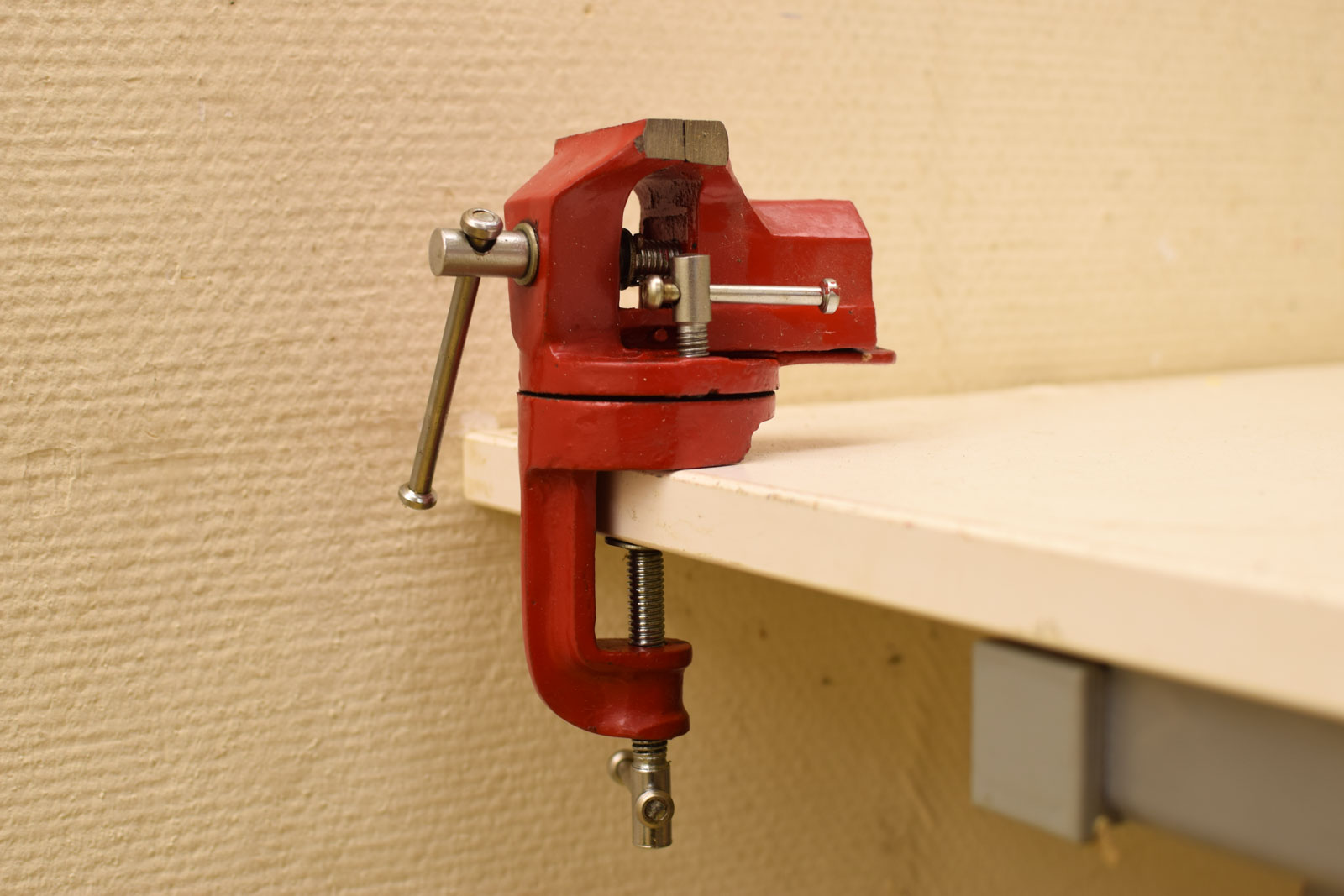 Bankschroef 46360