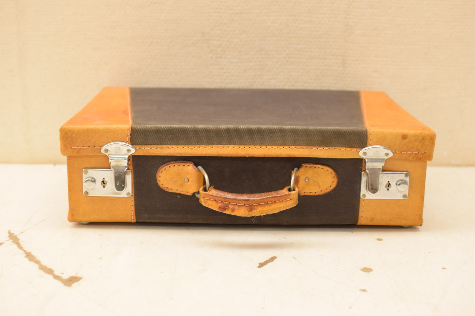 Vintage koffer 46368