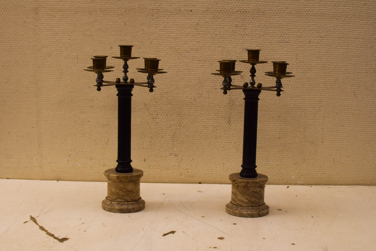 2 stuks kandelaars  46601