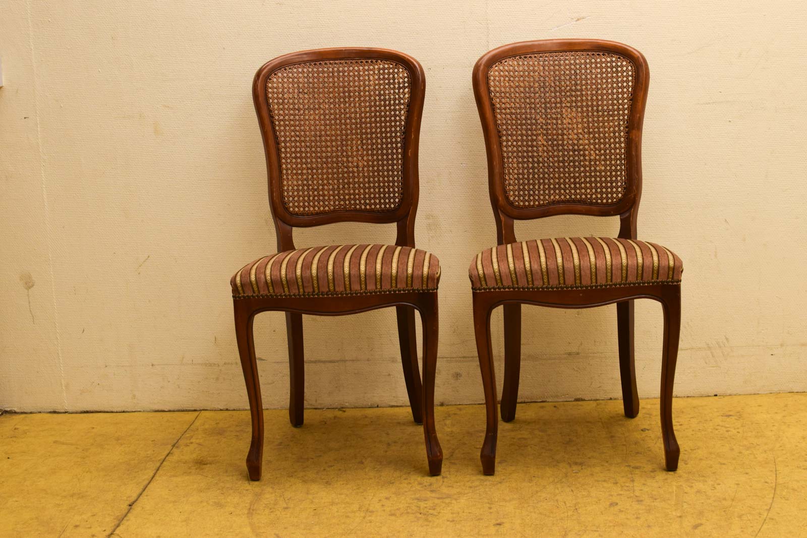 4  selva stuks houten eetkamerstoelen  46606