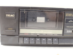 Alternative view of Teac v-200 stereo cassette deck  46745