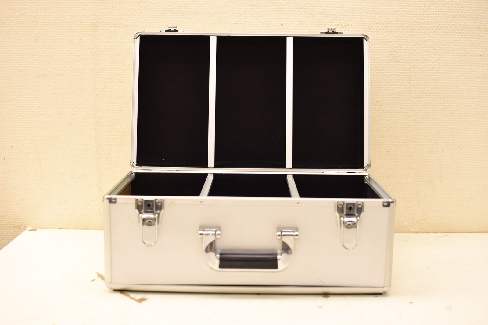 Alternative view of Aluminium koffer 46296