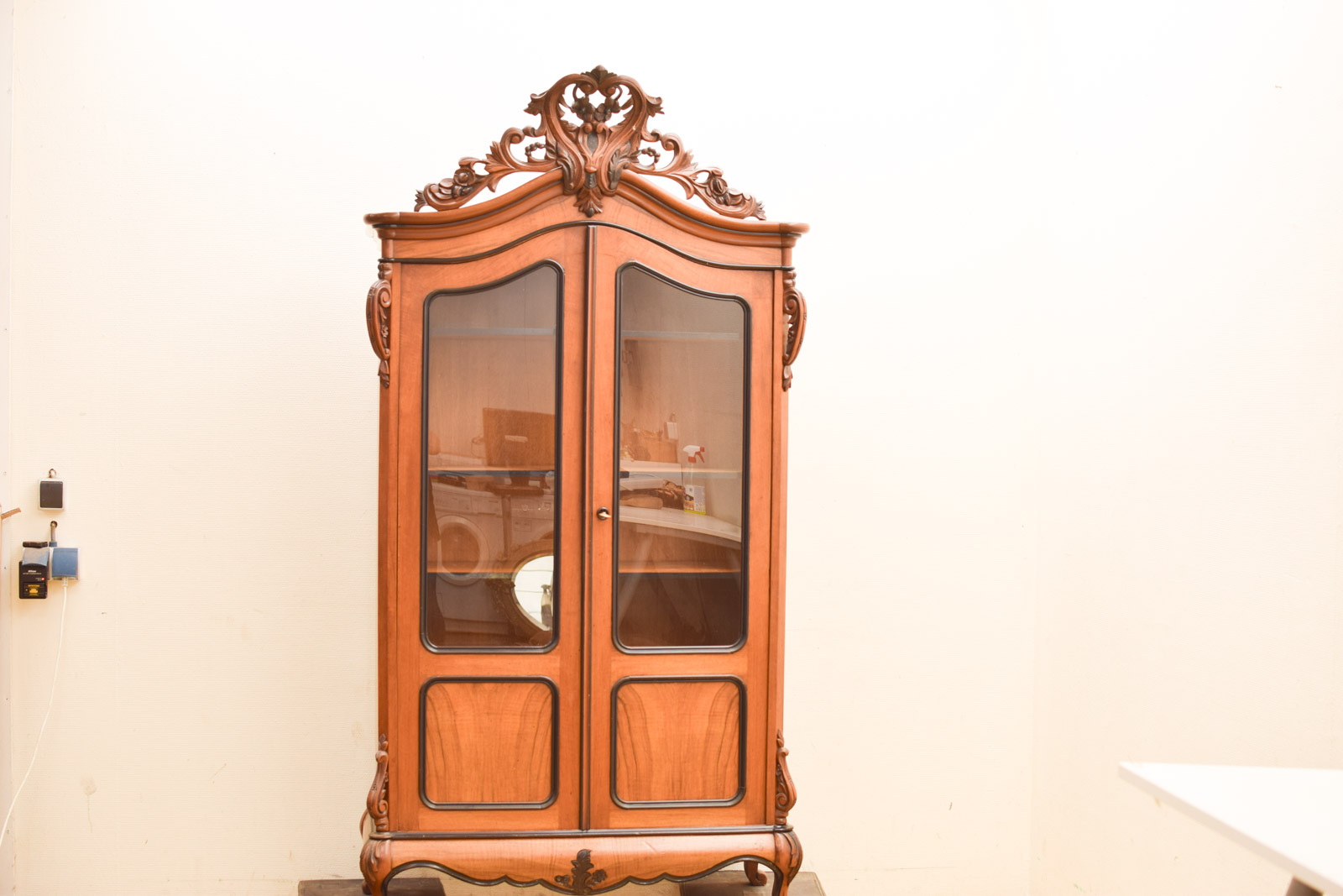 Biedermeier porseleinen kast  46127