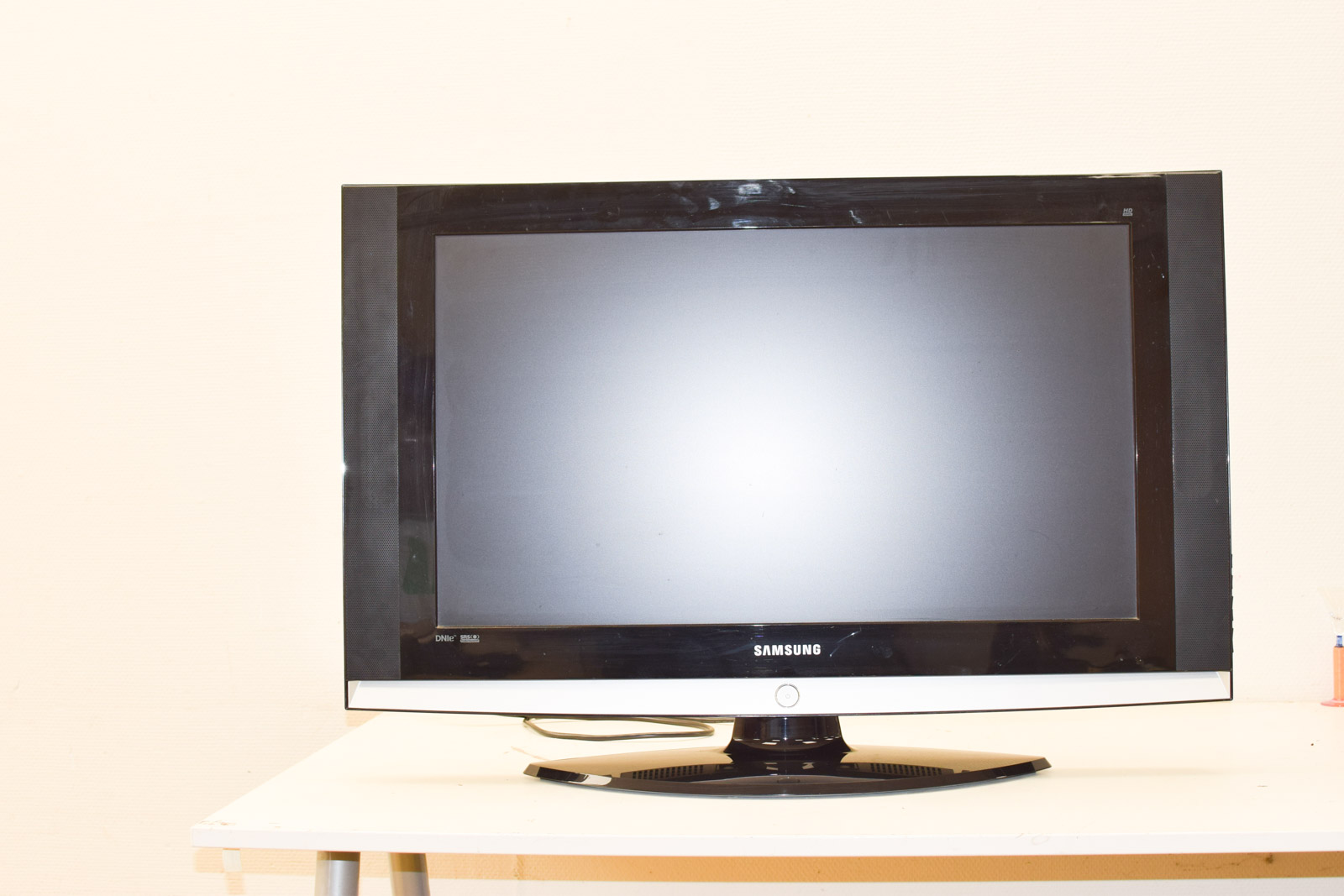 Samsung  46075