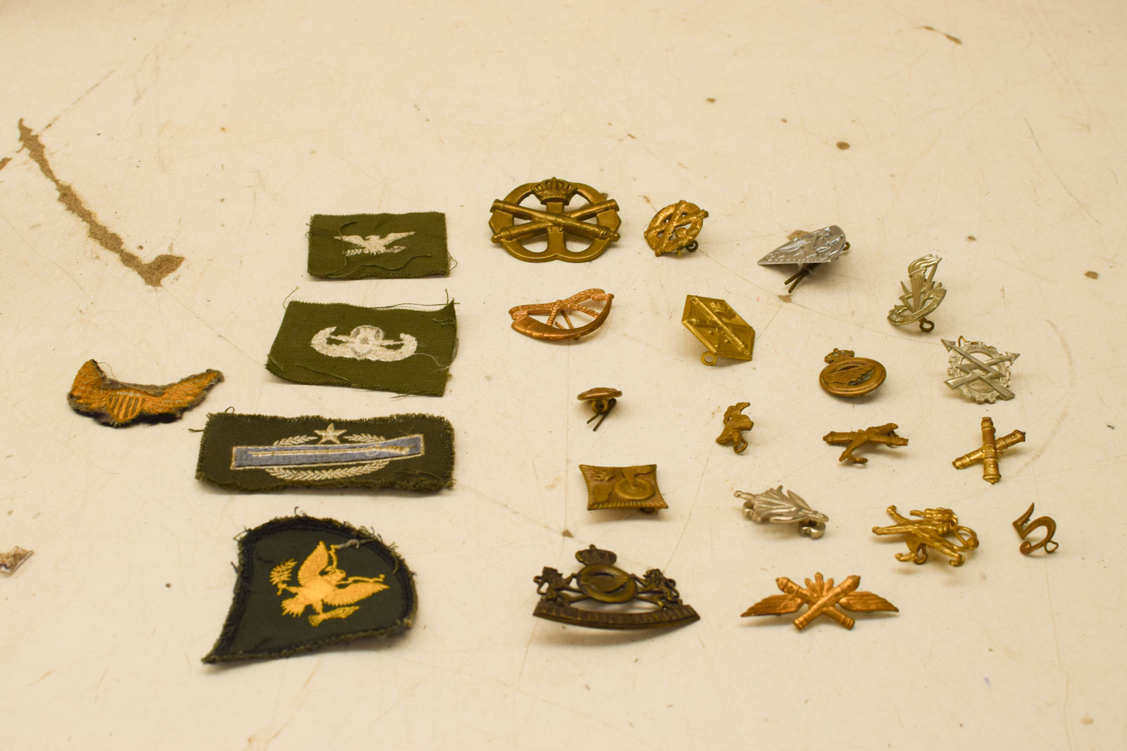 Uniform emblemen en speldjes  46035