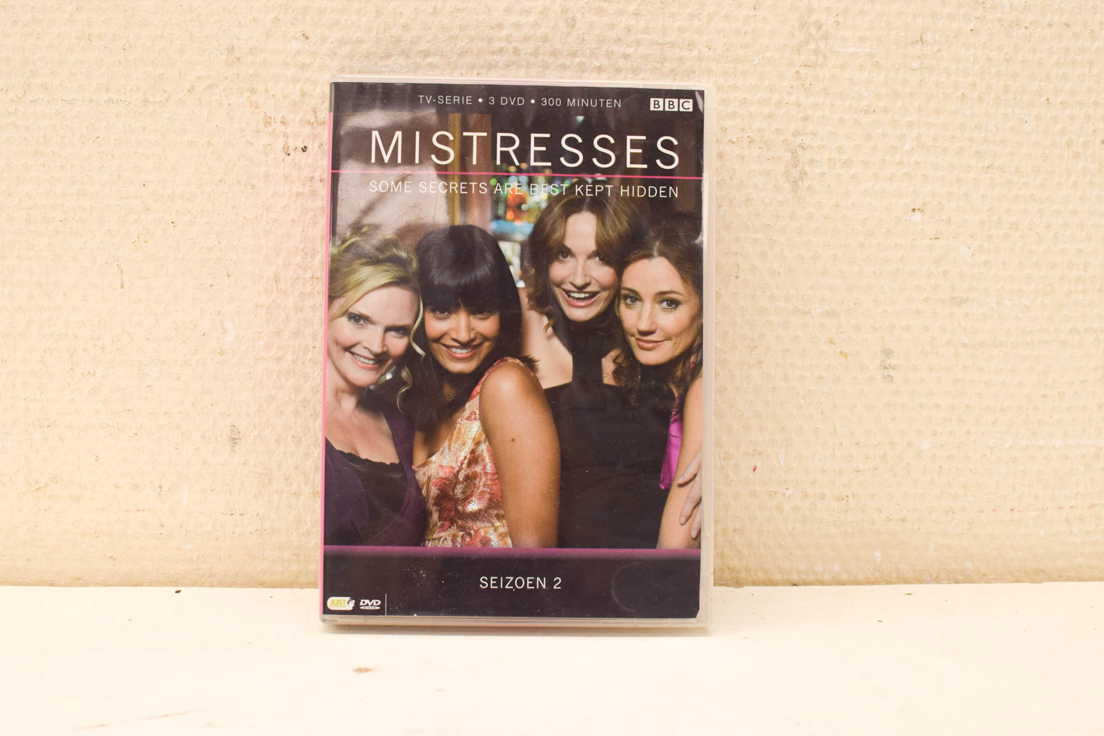 3 dvd  box Mistresses Some secrets are best kept hidden  46843