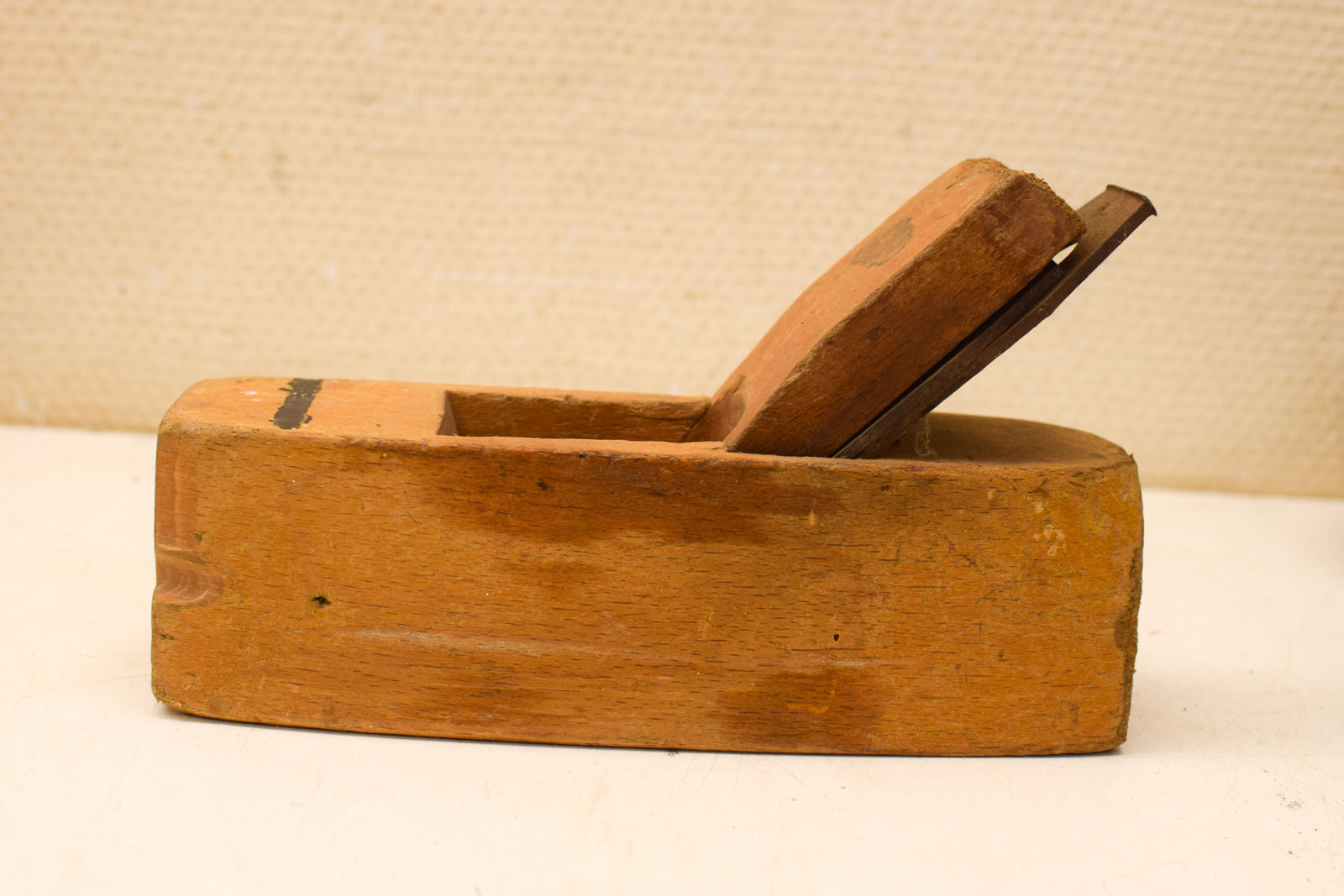 Alternative view of Houten Blokschaaf 46918