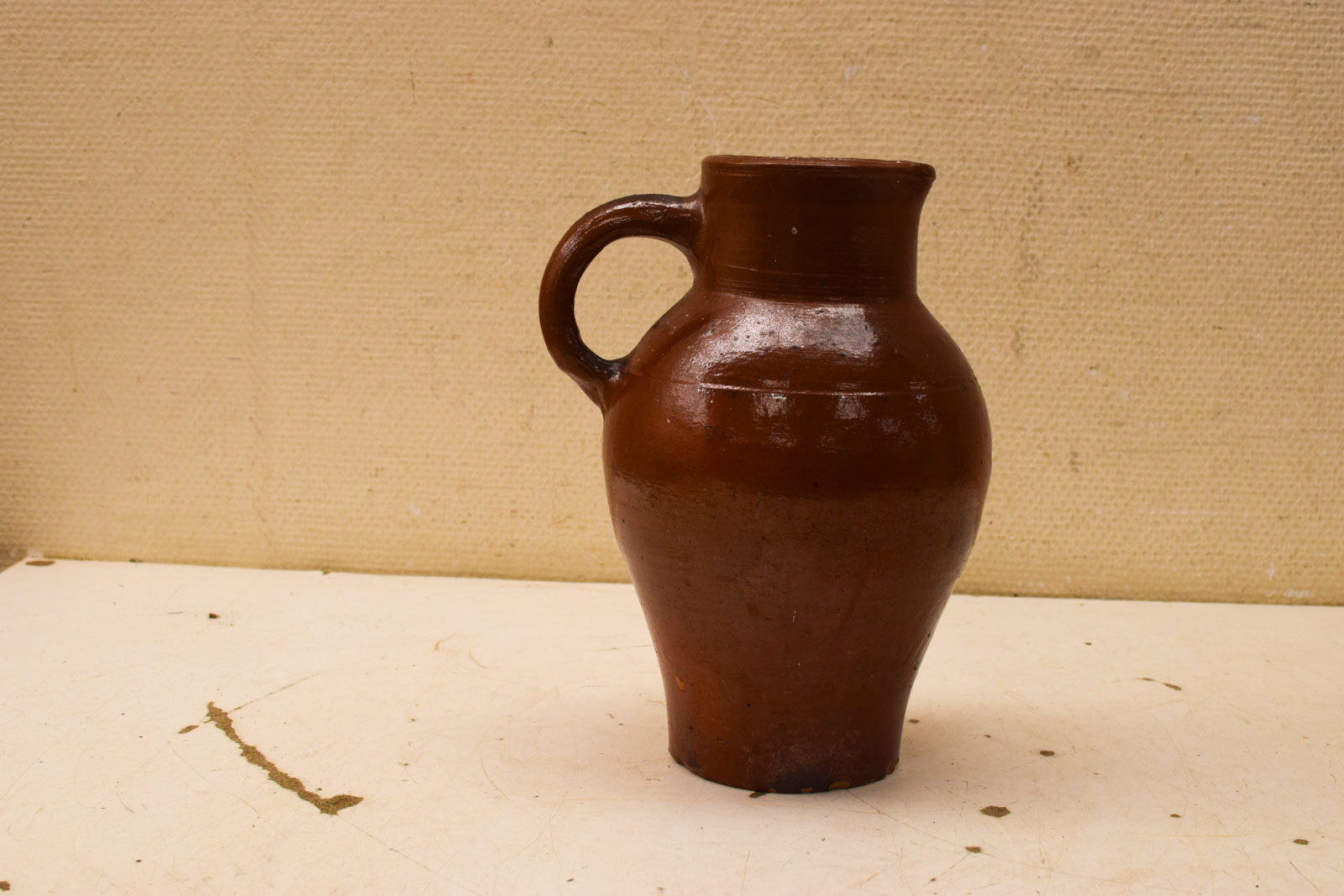 Alternative view of Bruine kruik    46926