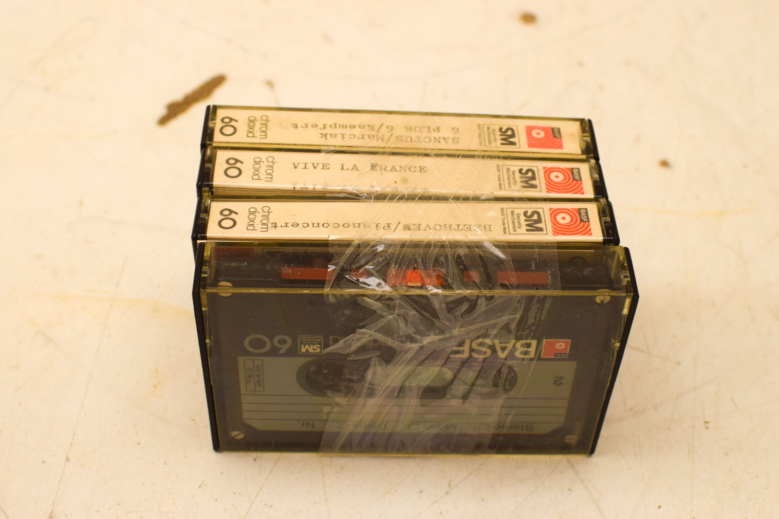 Alternative view of 4 Stuks Basf cassettebandjes  47030