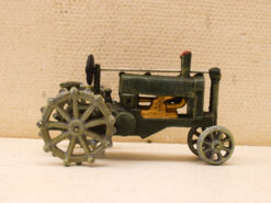 Alternative view of Gietijzeren beeldje van een tractor 47059