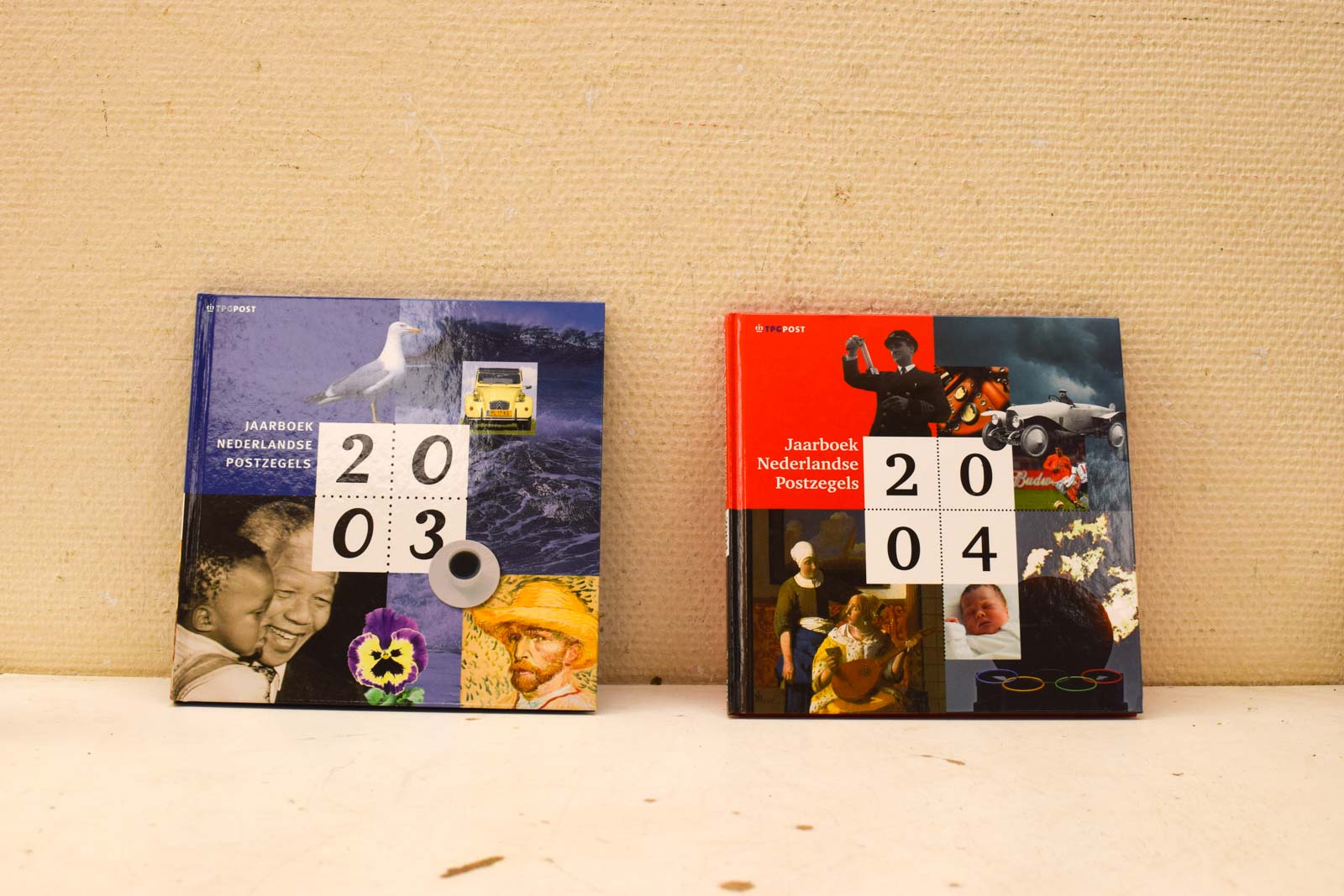 2 stuks Jaarboeken nederlandse postzegels  47087