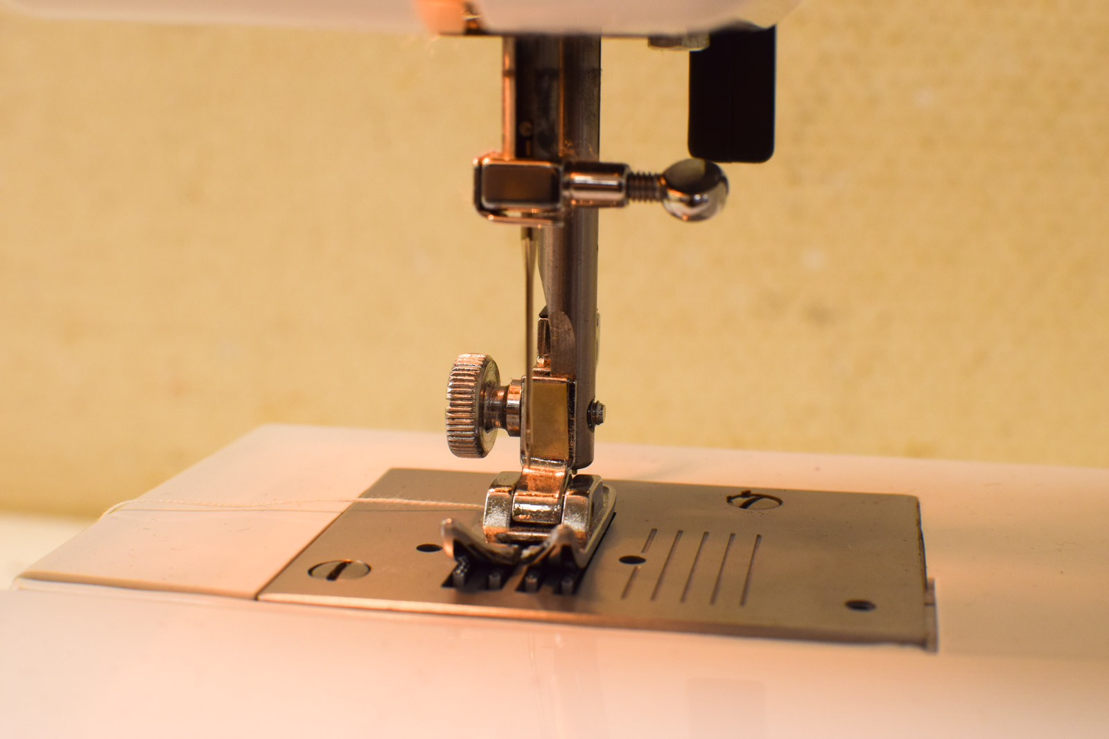 Alternative view of Lifetec Naaimachine  47119